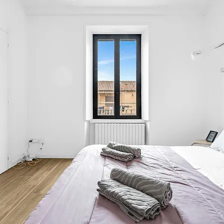 Lo3 • Navigli Chic • Milano