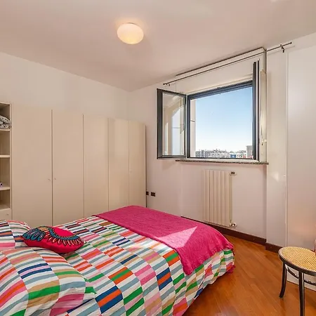 The Rainbow House With Terrace! Appartement *