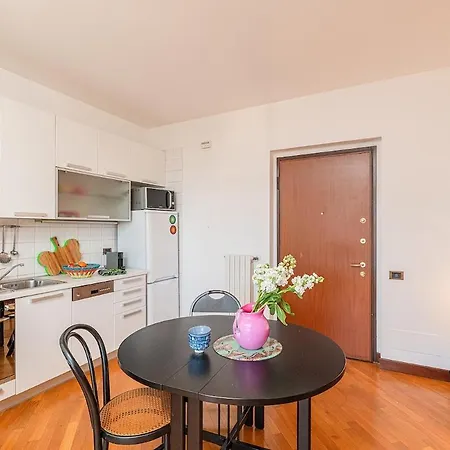 Appartement The Rainbow House With Terrace! Milan