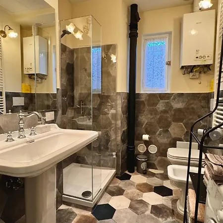 Nonna Nilla, A Large And Cozy Flat In Porta Venezia *