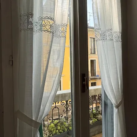 Nonna Nilla, A Large And Cozy Flat In Porta Venezia