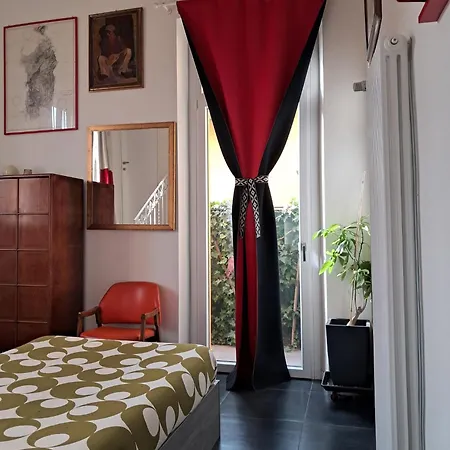 Habitación en casa particular With A Garden