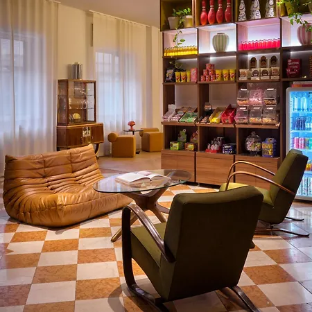 Max Brown Missori, Part Of Sircle Collection 4*