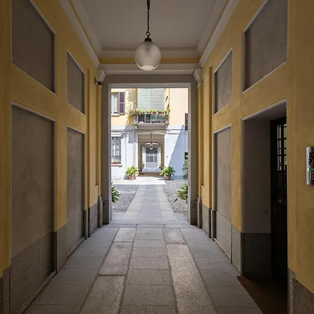 Trlocale Boheme In Porta Romana Apartment Milan