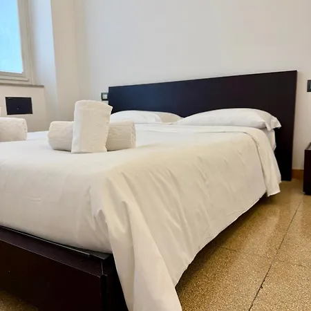 Luro Deluxe - Savoia 3 - Repubblica Apartament Mediolan