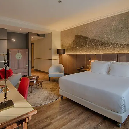 Отель Nh Collection Porta Nuova 4*