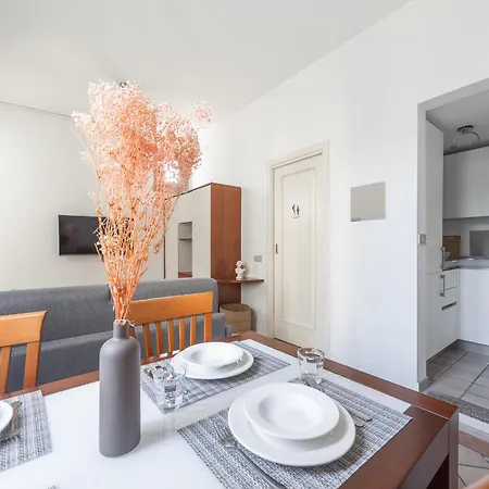 Apartment Sunny With Terrace In Center By Rentopolis *