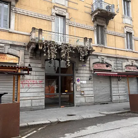 Daire Kibilu - Via Boiardo Milano