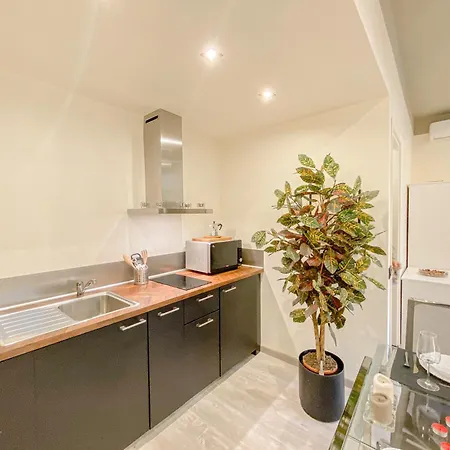 Paoli Bosco Verticale - 15 Min From Duomo Апартаменты Милан