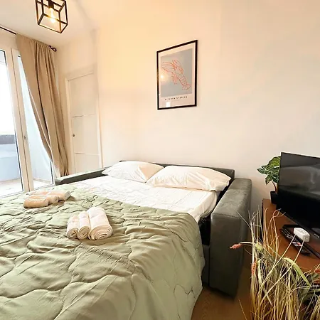 Loft Design Max 4 People Apartament