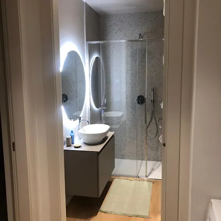 Exclusive Luxury Modern Center With Private Garage 公寓 米兰