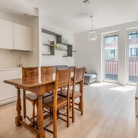 Duomo - Corso Italia 34 Bonsai 2 Pax Wi-fi *