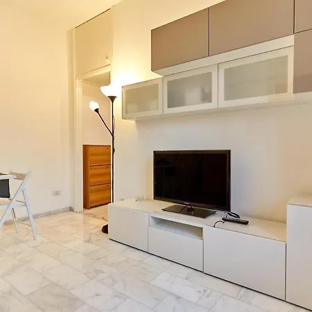Farini Cozy Flat