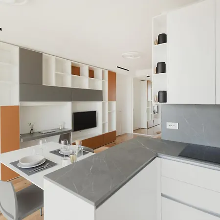 Gohost - Skyline Walking Distance From Station Apartment Mailand