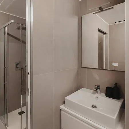 Apartment Gohost - Skyline Walking Distance From Station