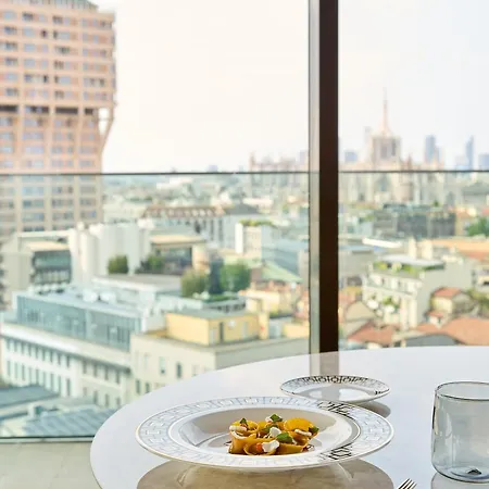 Uptown Palace 4* Milánó