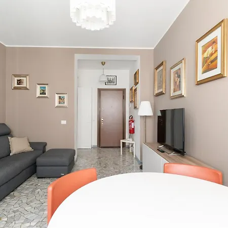 Apartamento Guesthost - M1 Pasteur With Balcony