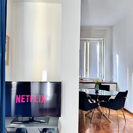 The Boutique - Repubblica - Station