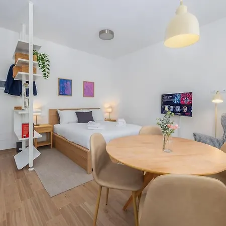Apartment Navigli Nest - Metro & Navigli Nearby Milan