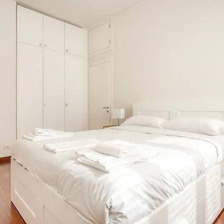 Glowhausmi Apartment