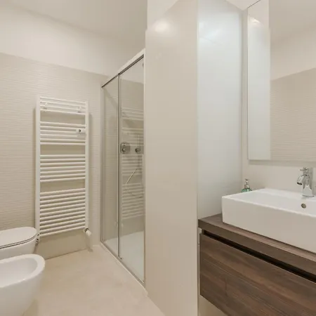 Easytopstay - Comfort Moderno A * Milánó