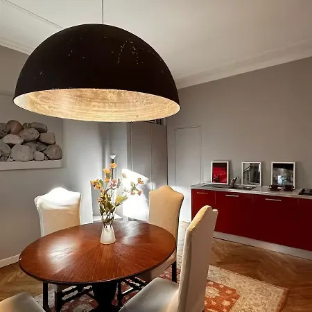 Readmyhostprofile! Luxury 4 Bedroom Penthouse Near Duomo