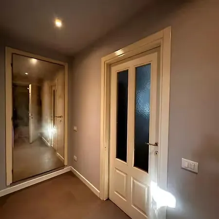 Apartment Readmyhostprofile! Luxury 4 Bedroom Penthouse Near Duomo Milan