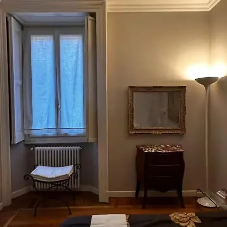Readmyhostprofile! Luxury 4 Bedroom Penthouse Near Duomo Milan