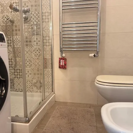 Апартаменты Reginamilanobnb In Porta Romana
