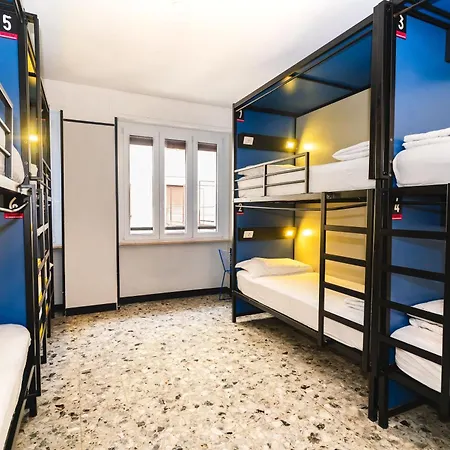 Auberge de jeunesse Yellowsquare