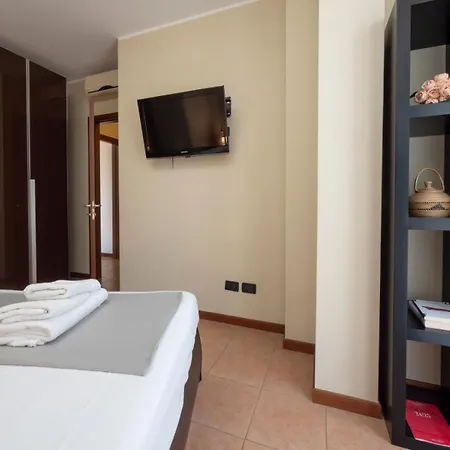 Apartament Spazio Breda - Free Garage, Metro M1, Balcony Mediolan