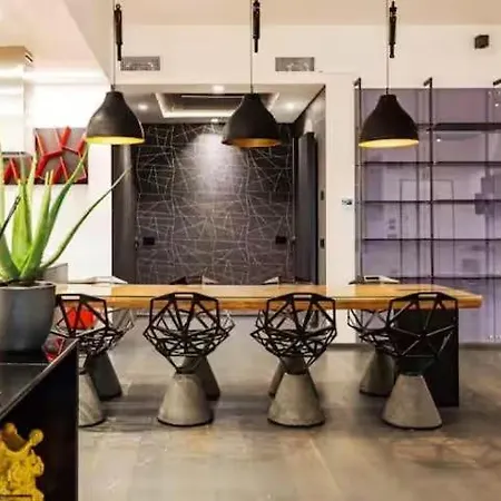 Readhostprofile! Luxury Penthouse Near Duomo *