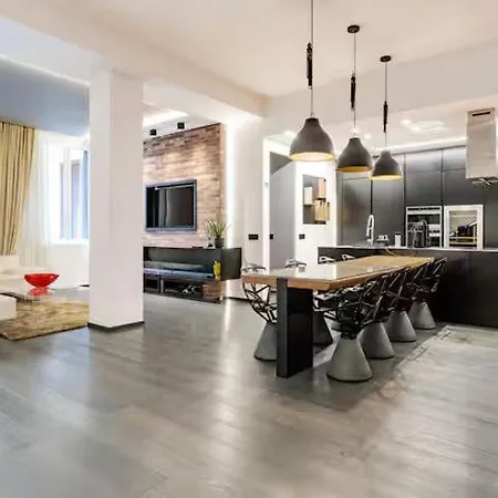 Appartamento Readhostprofile! Luxury Penthouse Near Duomo *