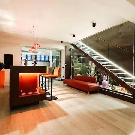 Appartamento Readhostprofile! Luxury Penthouse Near Duomo *