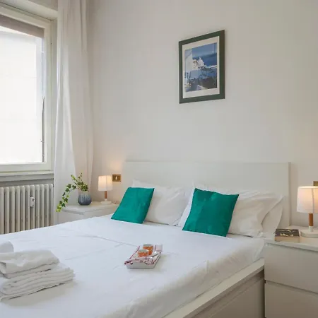 Moscova Dream - Bright And Quiet 5th Floor Milan