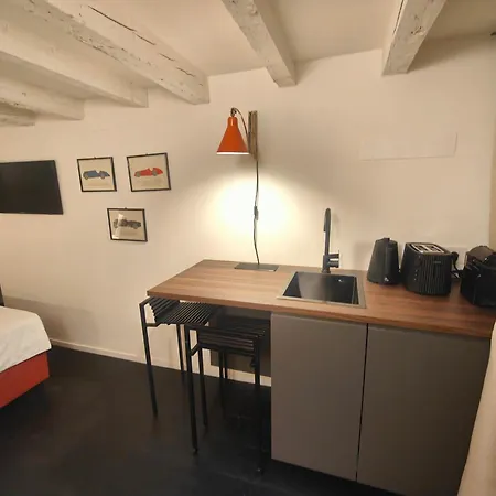 Apartment Montenapoleone - Spiga Tiny