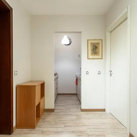 Attico Con Terrazzo - - Duomo 10 Min Appartement *