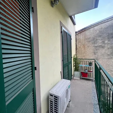 Deluxe & Elegant With Comfort And View Apartamento