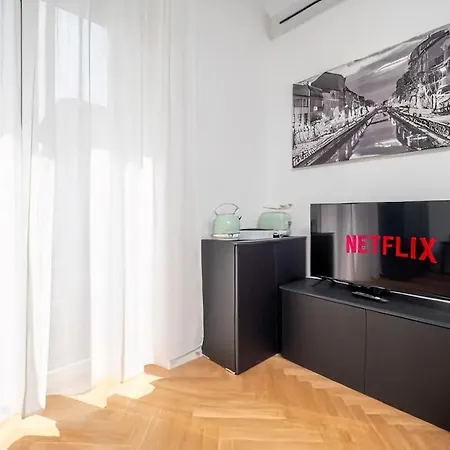 Apple - A 10 Minuti Dal Duomo Di Apartment *