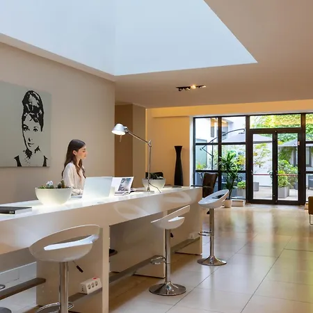 Ih Watt 13 4* Mediolan