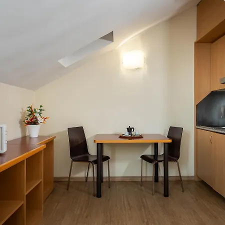 Ih Argonne Park Apartahotel Milán