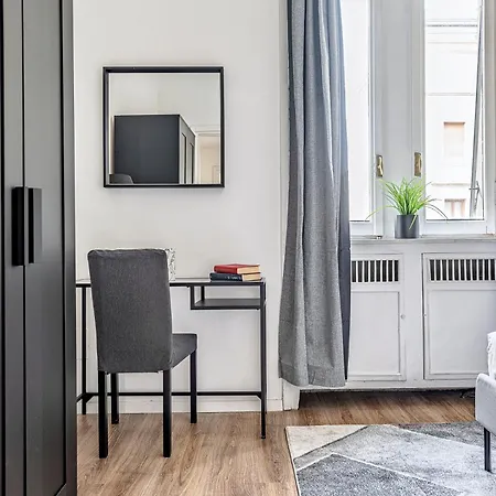 Luxury 4 Bedrooms Close To Duomo 아파트