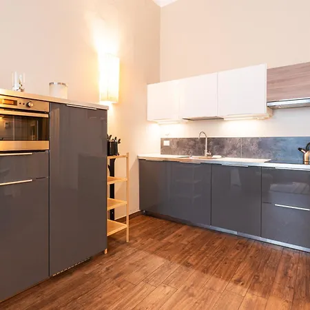 Crocetta Aida One Bedroom 1st Floor - Mirable Pm ميلان