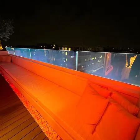 Readhostprofile! Luxury Penthouse Near Duomo *