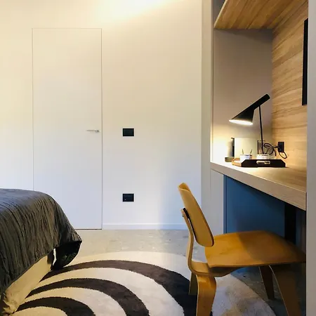 Marghera District Luxury Apartment Mailand