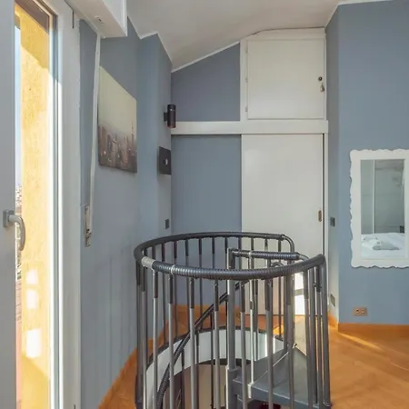 Dimore Meneghine - De Angeli Penthouse Lägenhet