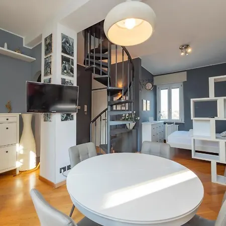 Lägenhet Dimore Meneghine - De Angeli Penthouse Milano