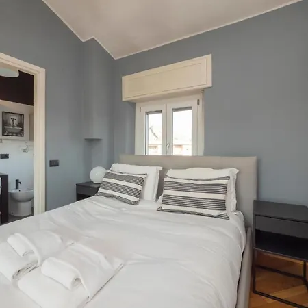 Dimore Meneghine - De Angeli Penthouse Lägenhet