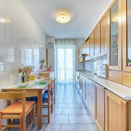 Elegante In Fino A 6 Persone * Milan