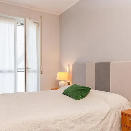 Quiet In Close To The Olimpic Village アパート *